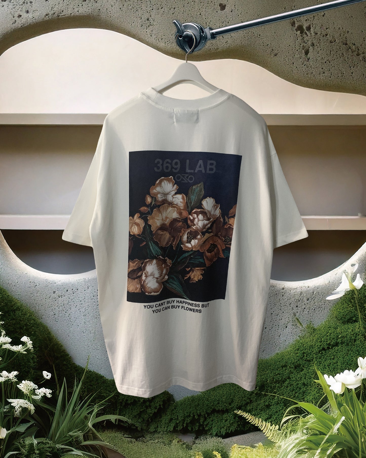 TULIP PAINTING PRINT TEE