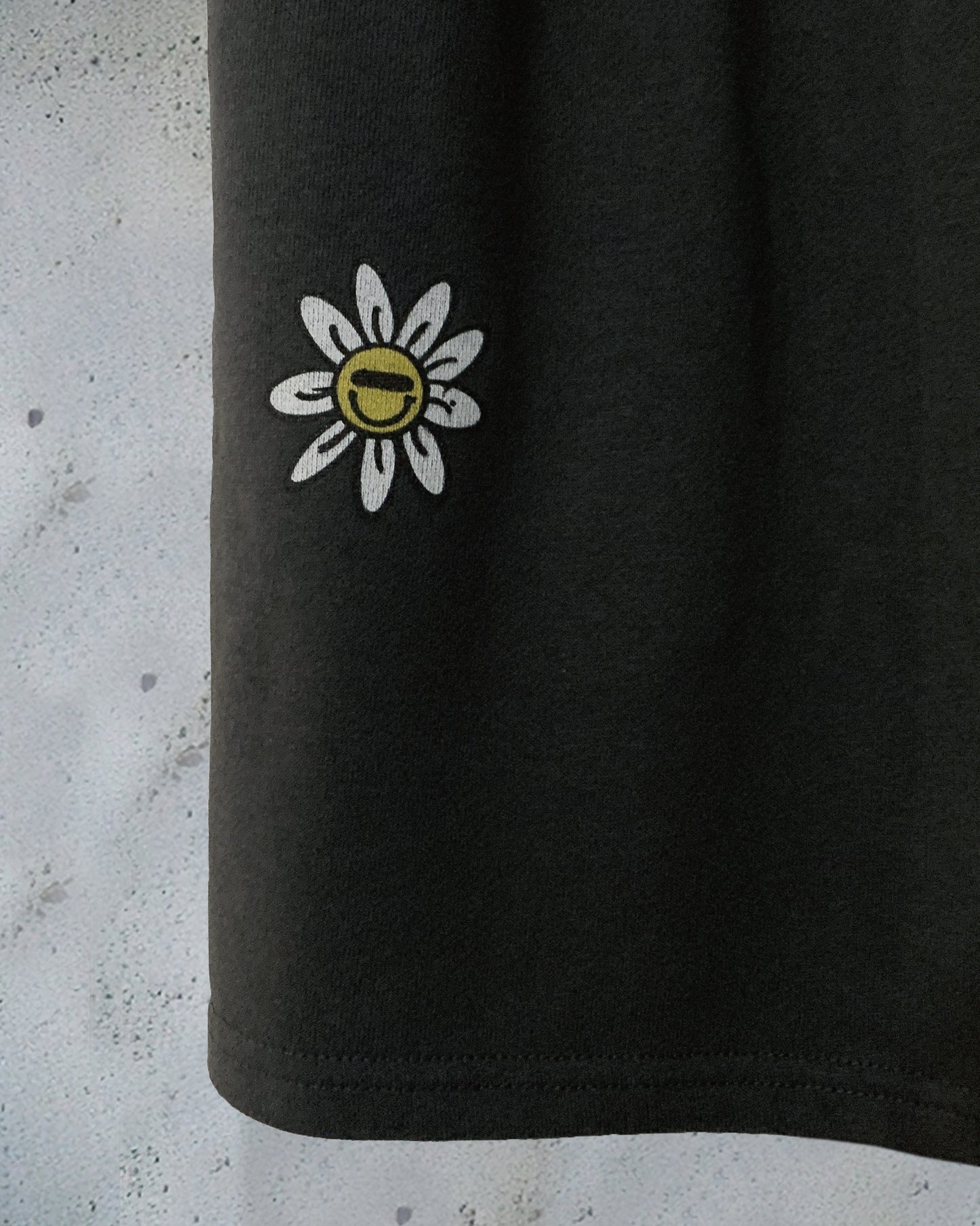 MINI DAISY SWEAT SHORTS