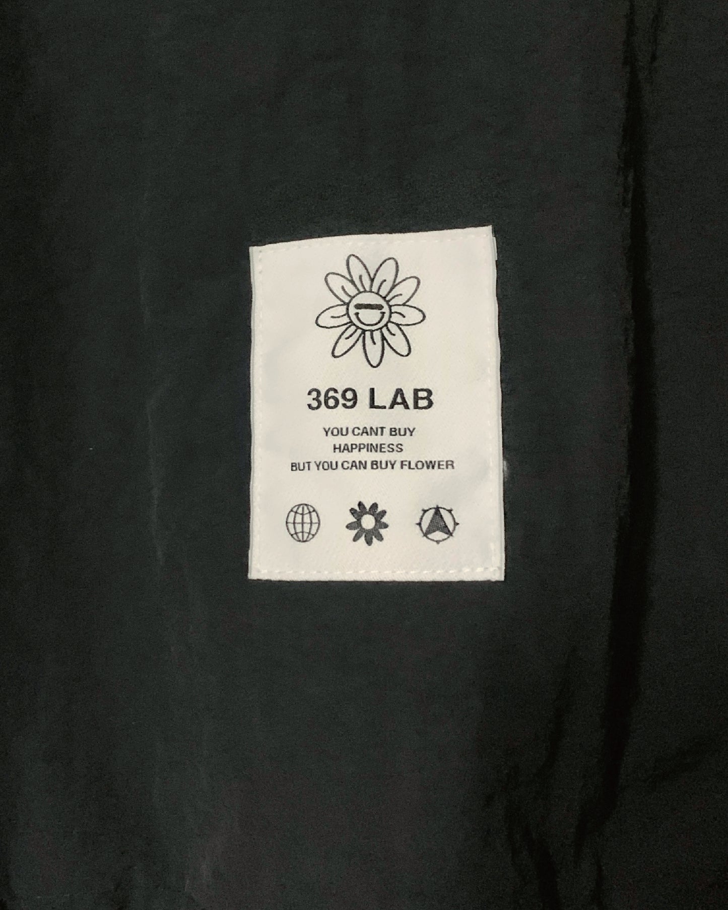 TRIANGLE PATCH COACH JACKET