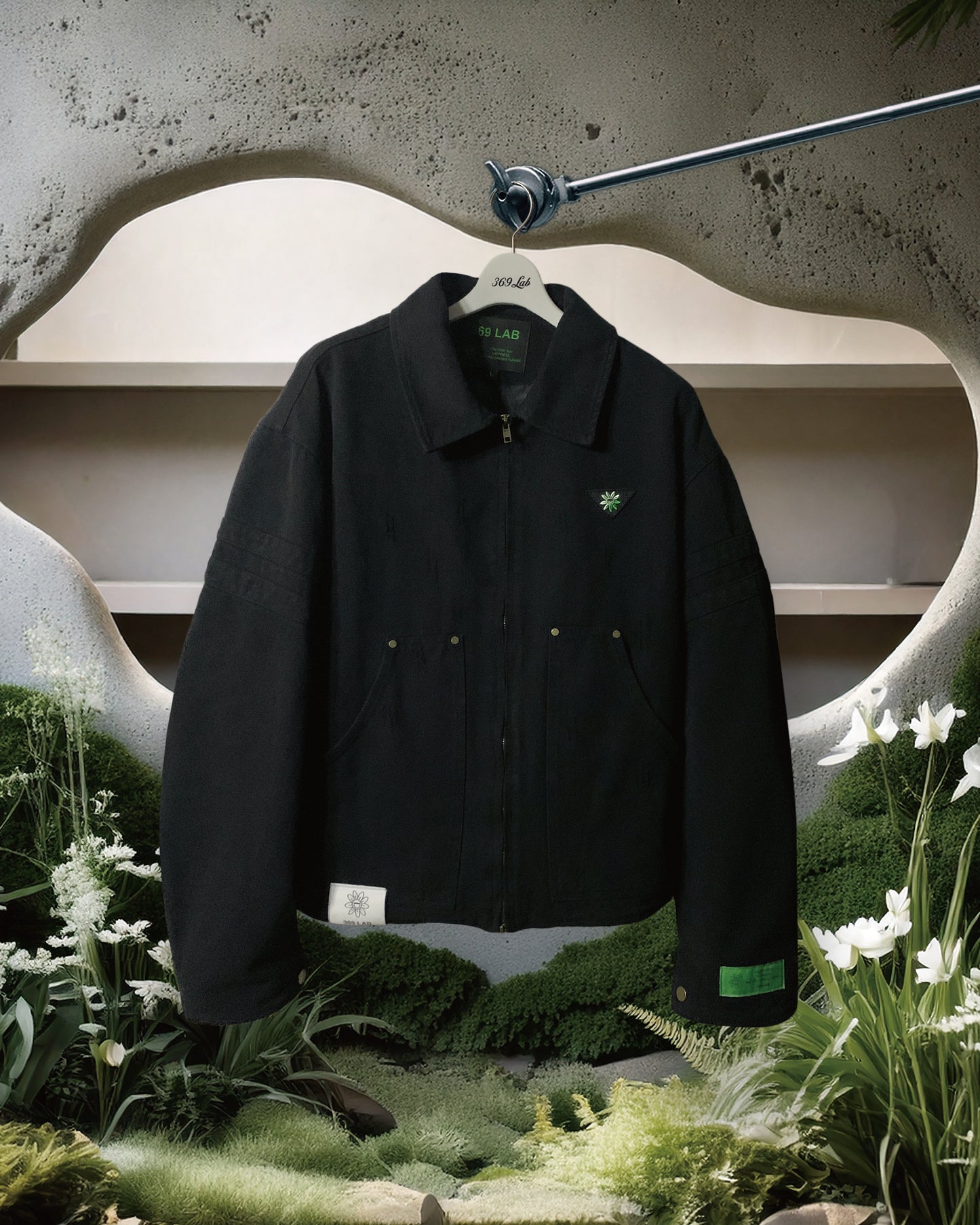 TRIANGLE PATCH BARN JACKET