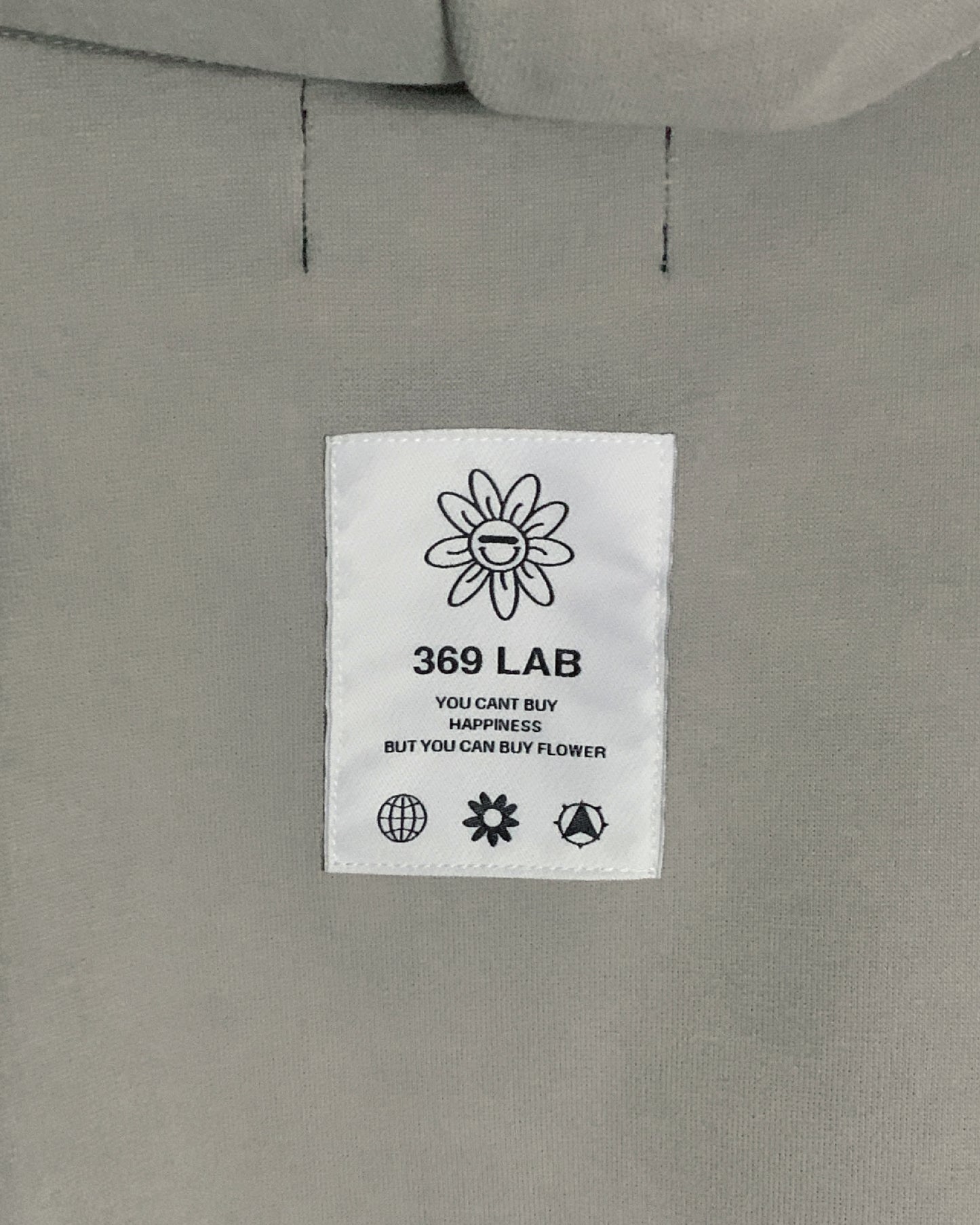 Triangle Baby Flower Sweater