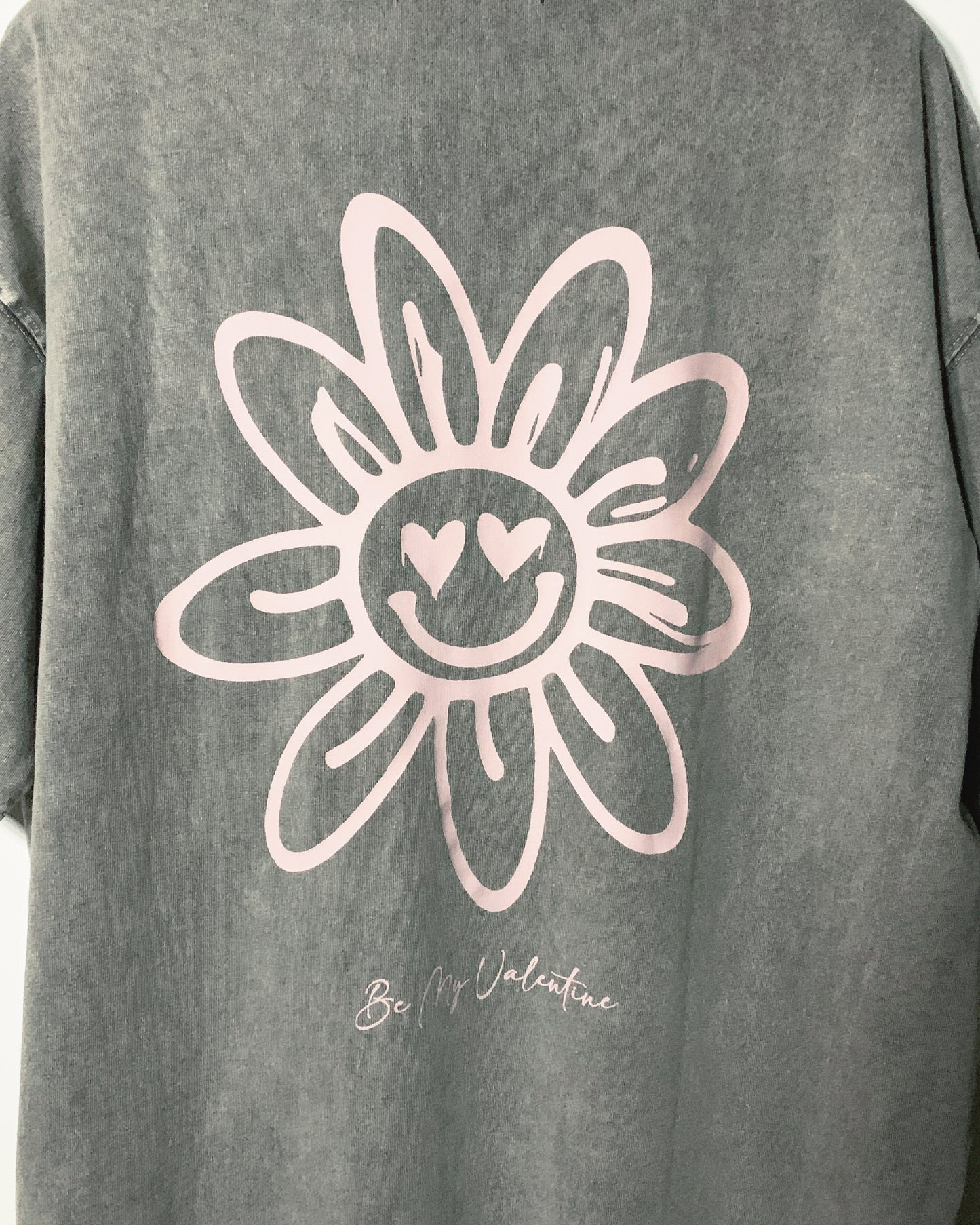 HEART EYES BABY FLOWER TEE (情人節版)