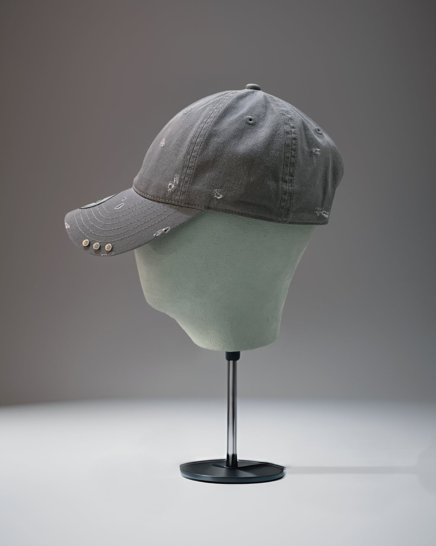 BABY FLOWER STUDS CAP