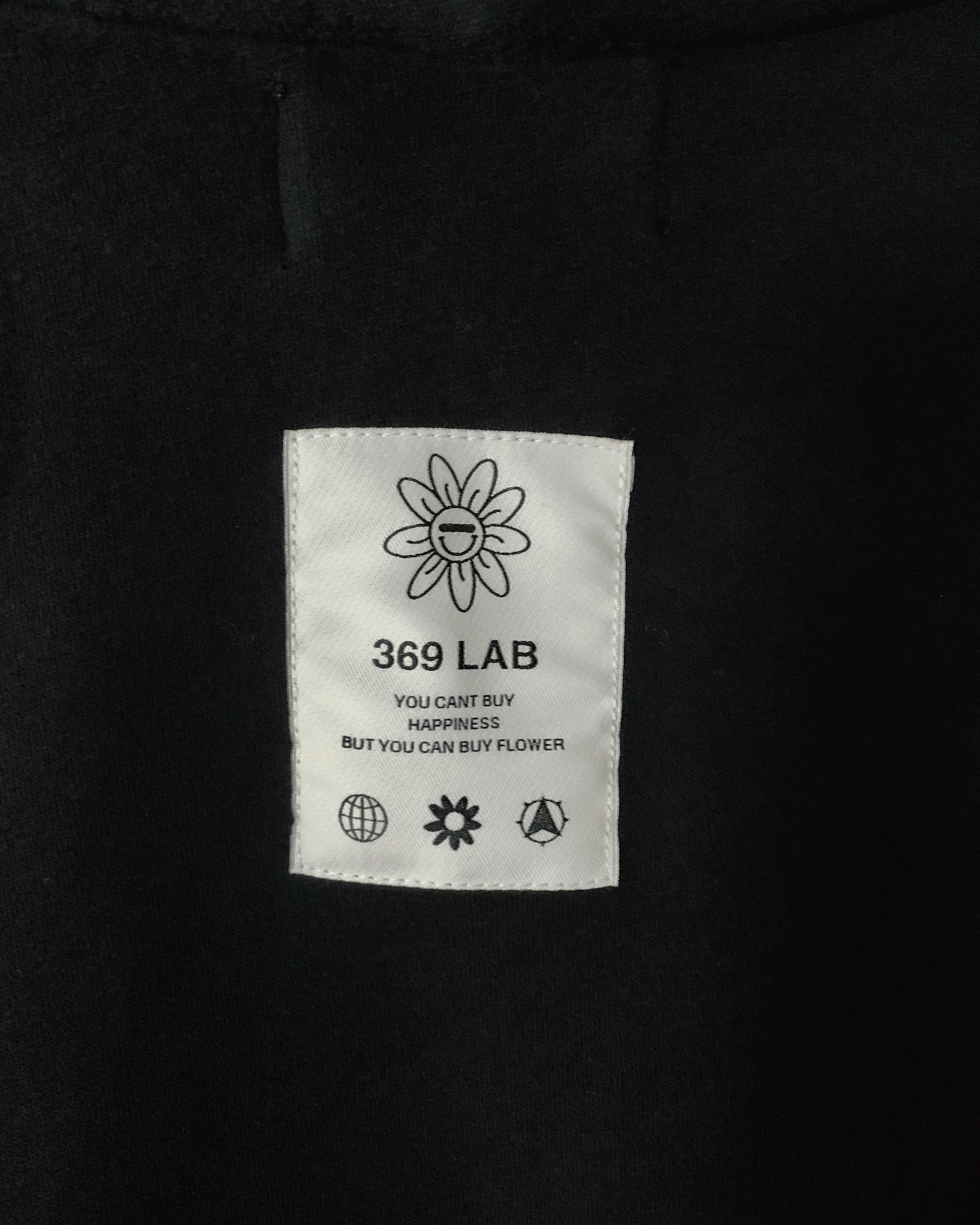 Triangle Baby Flower Sweater