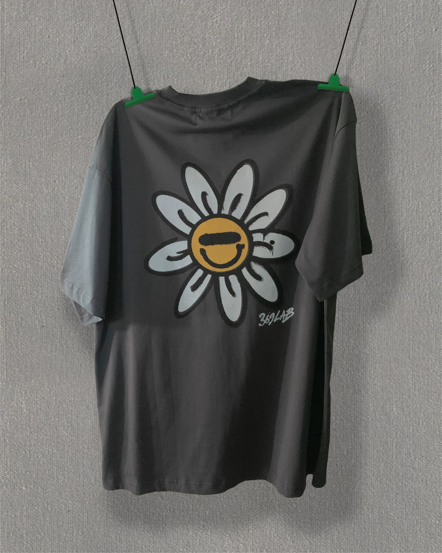 DAISY SPRAY BABY FLOWER TEE