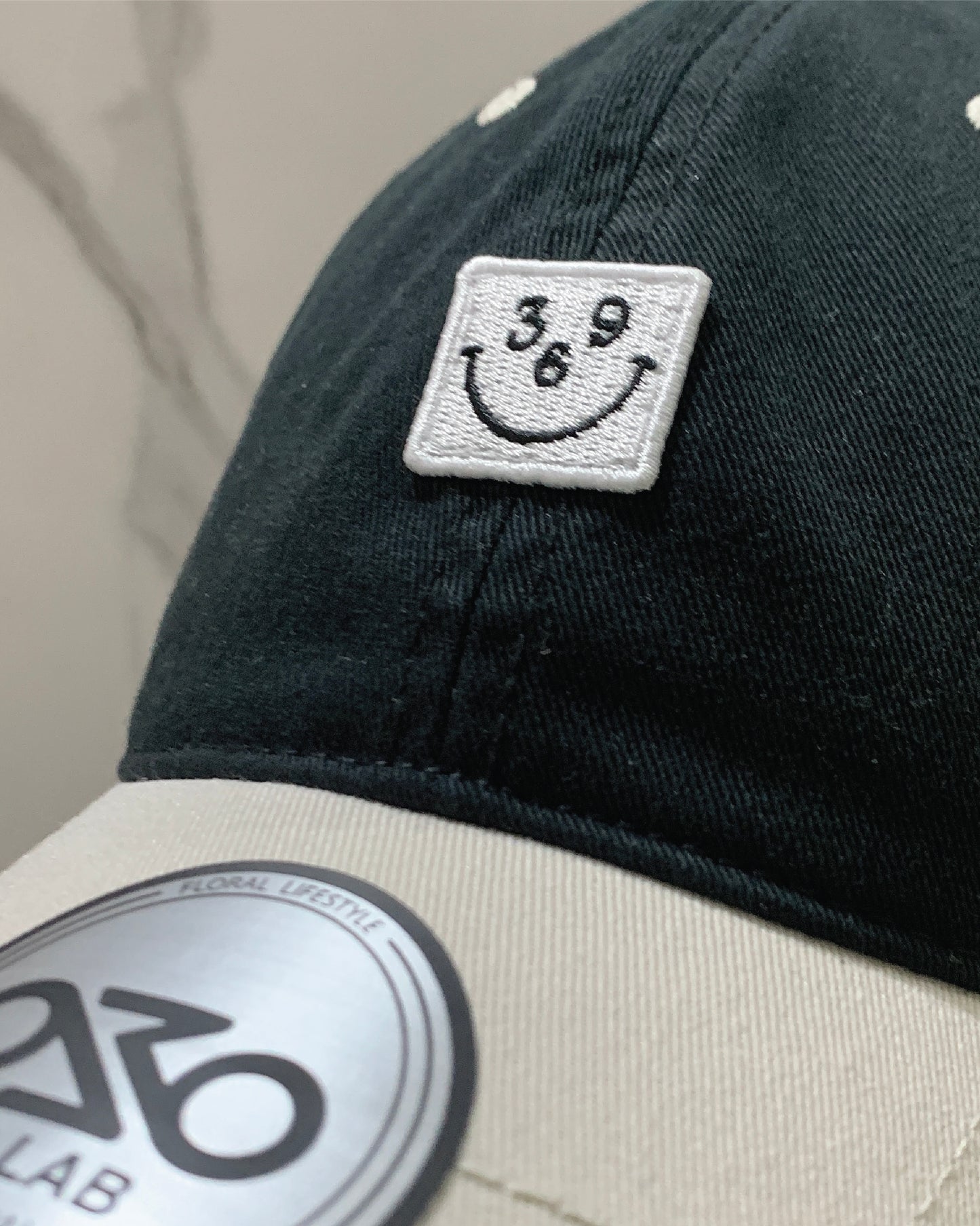 SMILE CAP (CONTRAST BRIM)