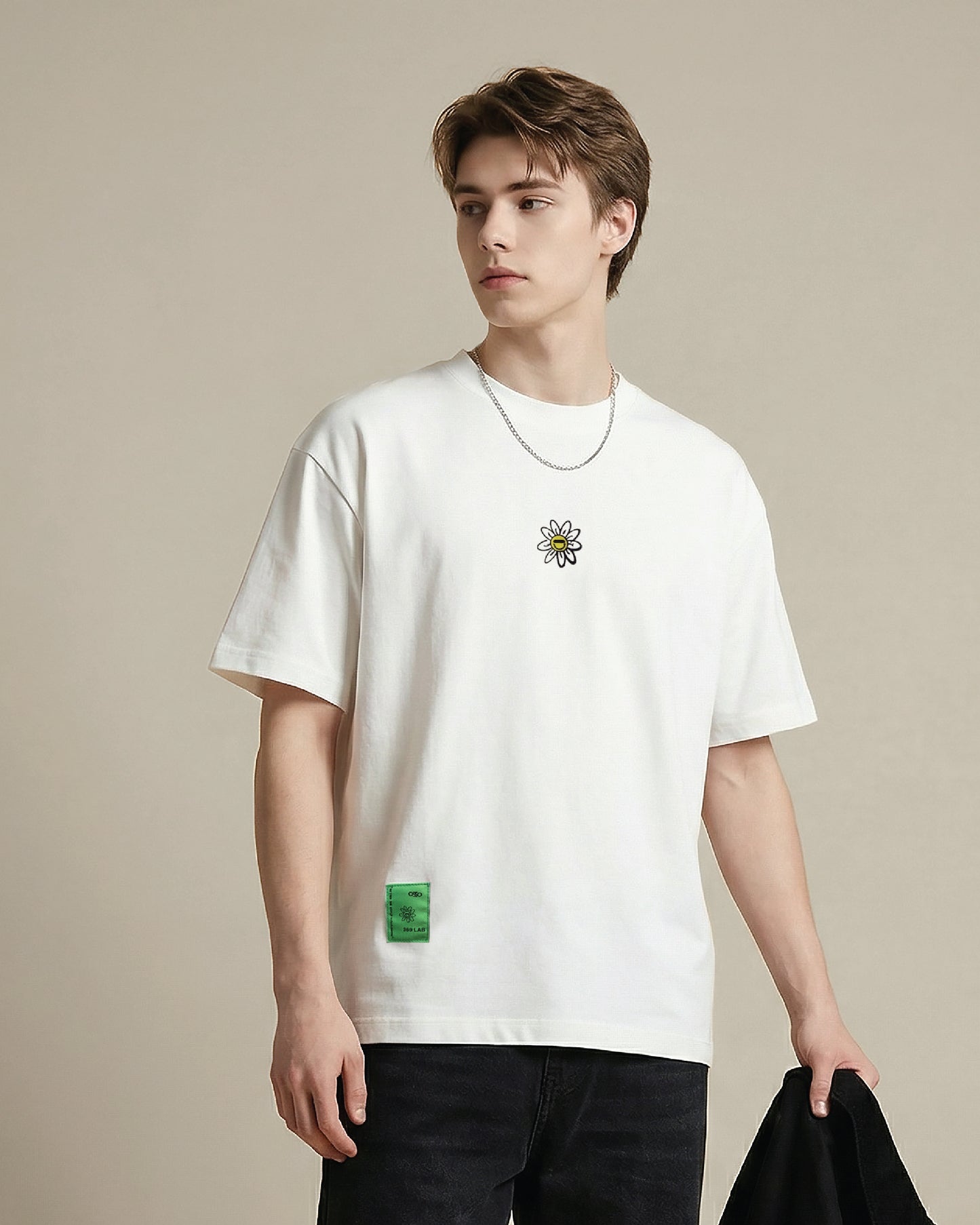 WHITE MINI DAISY BABY FLOWER TEE